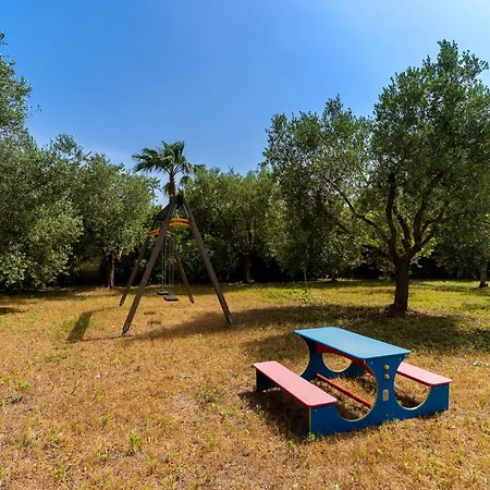 Casina Litta By Barbarhouse